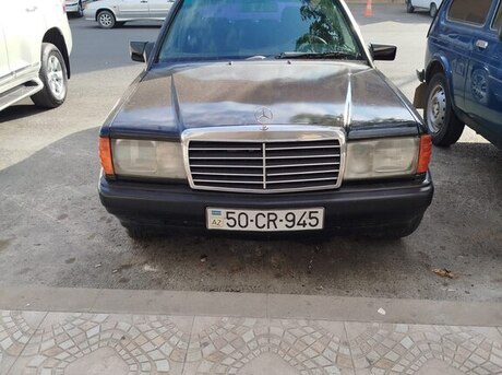 Mercedes 190 1990
