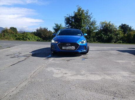 Hyundai Elantra 2016