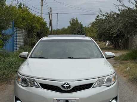 Toyota Camry 2012