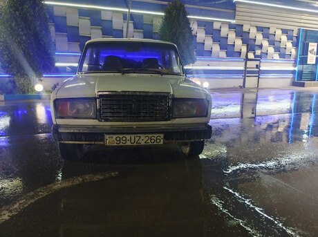 LADA (VAZ) 2107 2010
