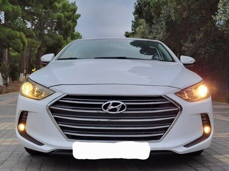 Hyundai Elantra 2016