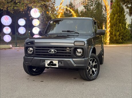 LADA (VAZ) Niva 2016