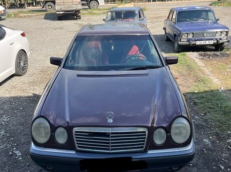 Mercedes E 230 1996