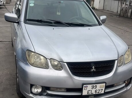 Mitsubishi Airtrek 2003