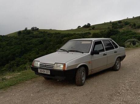 LADA (VAZ) 21099 2003