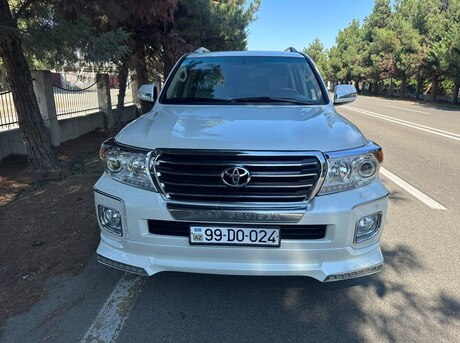 Toyota Land Cruiser 2013