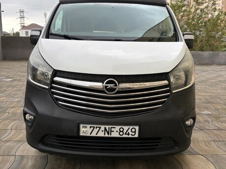 Opel Vivaro 2015