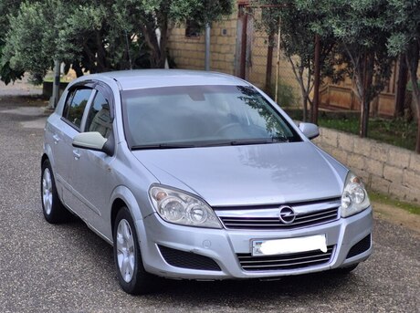 Opel Astra 2007