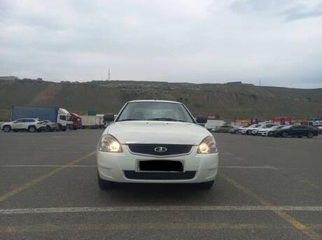 LADA (VAZ) Priora 2016