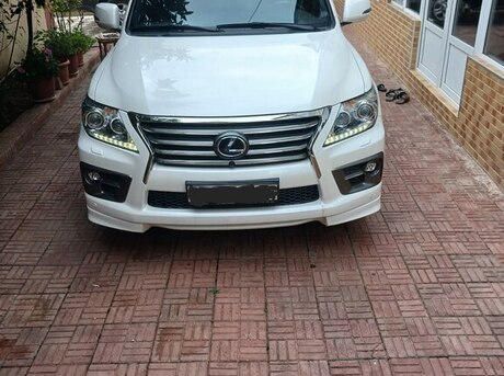 Lexus LX 570 2014