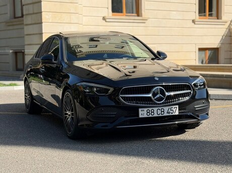 Mercedes C 300 2024