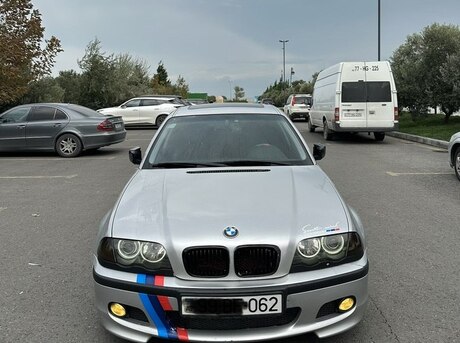 BMW 325 2000