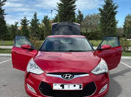 Hyundai Veloster 2012