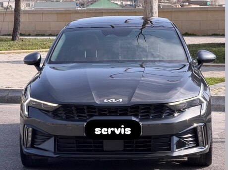 Kia K5 2025