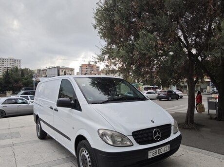 Mercedes Vito 115 2010