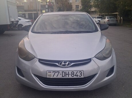 Hyundai Elantra 2011