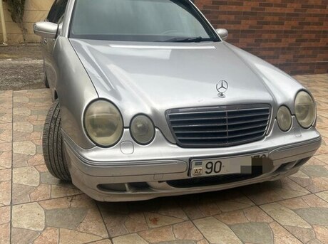 Mercedes E 270 2001