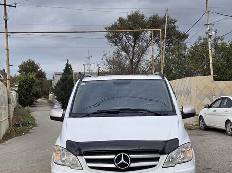 Mercedes  2011