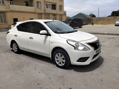 Nissan Latio 2015