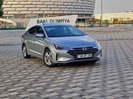 Hyundai Elantra 2020