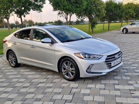 Hyundai Elantra 2017