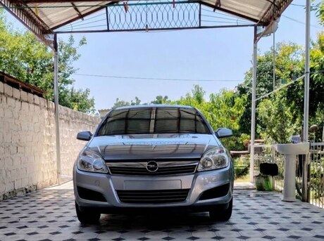 Opel Astra 2007