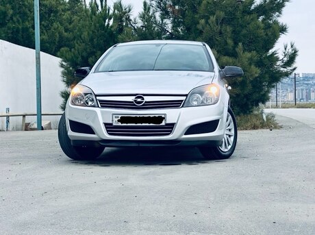 Opel Astra 2007