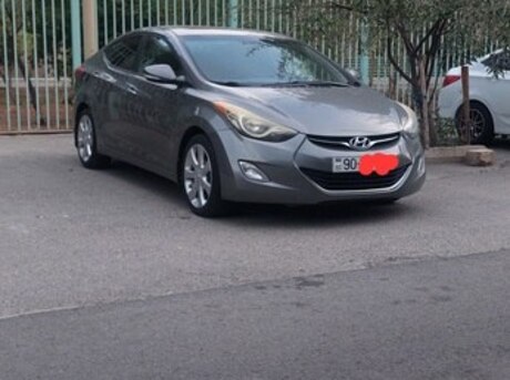Hyundai Elantra 2013