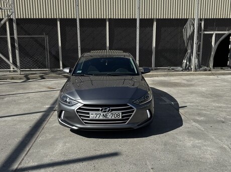 Hyundai Elantra 2018