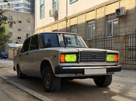 LADA (VAZ) 2107 2010