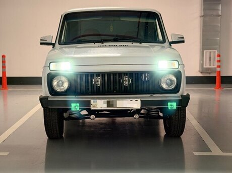LADA (VAZ) Niva 2009
