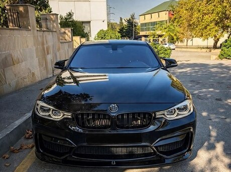 BMW 330 2017