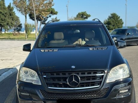 Mercedes ML 350 4MATIC 2010