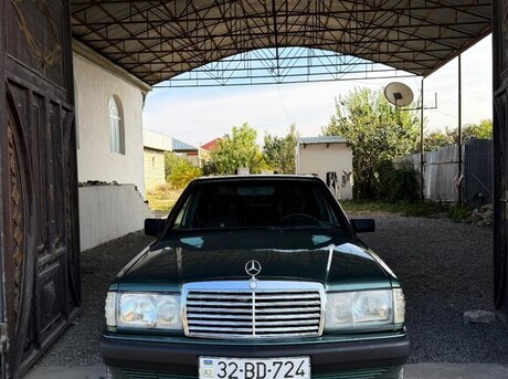 Mercedes 190 1990