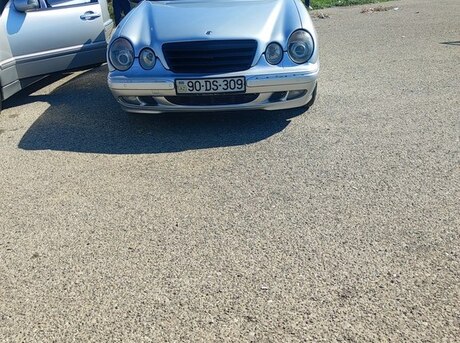 Mercedes E 320 2000