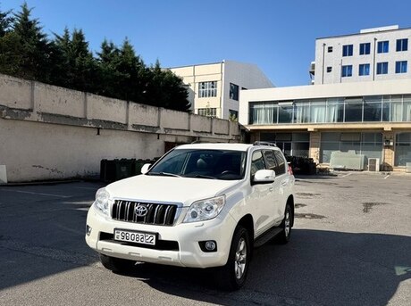 Toyota Land Cruiser Prado 2012