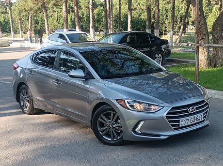 Hyundai Elantra 2017