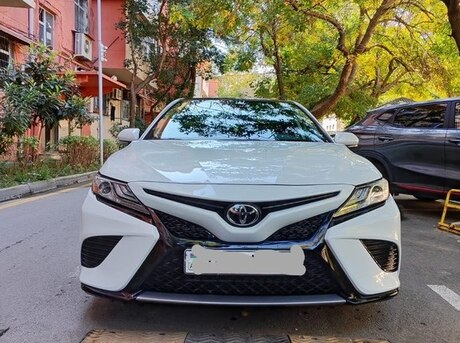 Toyota Camry 2020