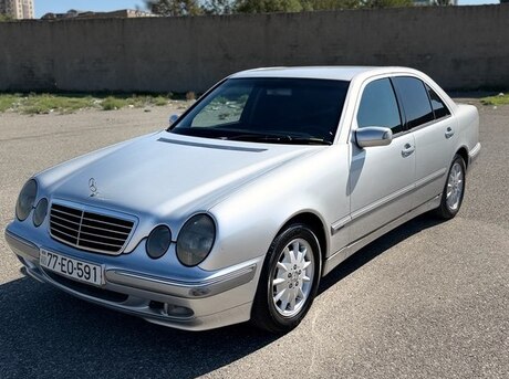 Mercedes E 240 2000