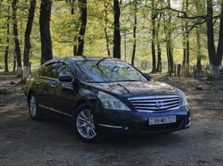 Nissan Teana 2010