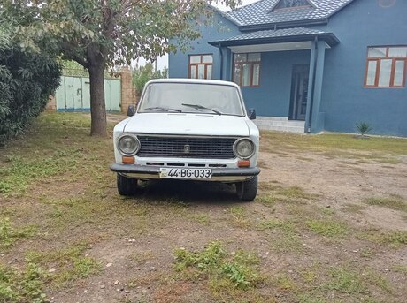 LADA (VAZ) 21011 1981