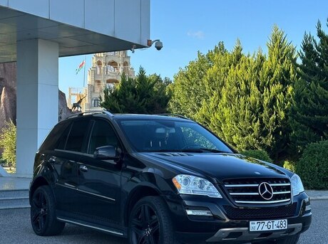 Mercedes ML 350 4MATIC 2011