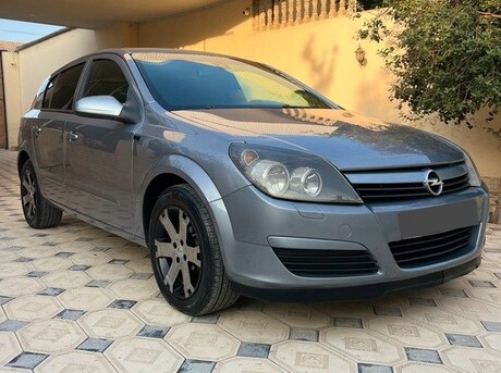 Opel Astra 2004