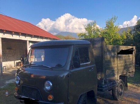 UAZ 3303 1991