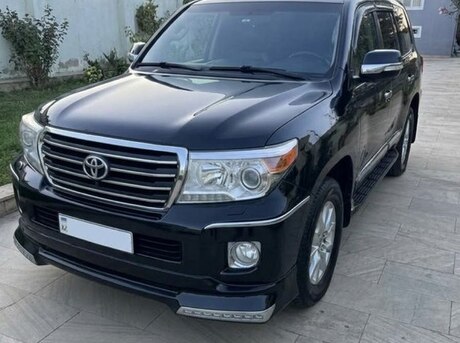 Toyota Land Cruiser 2013
