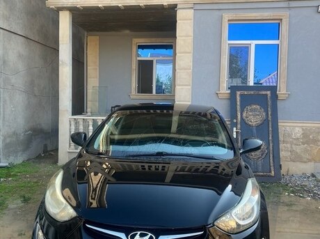 Hyundai Elantra 2014