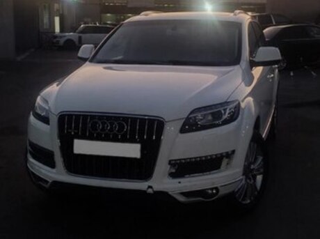 Audi Q7 2011