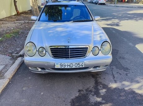 Mercedes E 240 2000