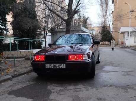 BMW 320 1992