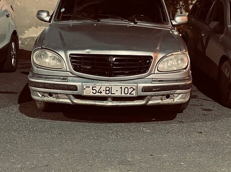 GAZ 31105 2004